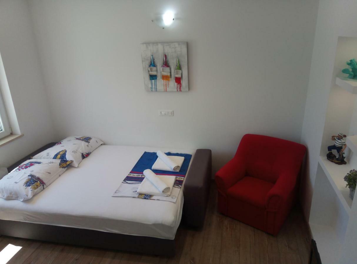 Luka Appartement *